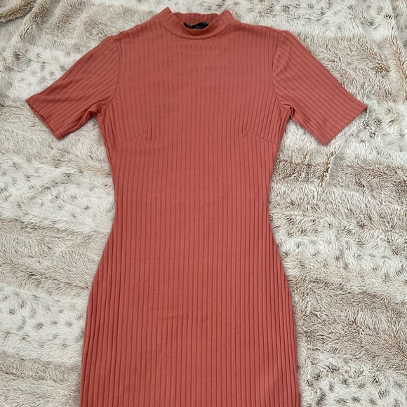 Ribbed Bodycon Turtleneck Fitted Dress w Open Back - Picture 2 of 6